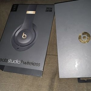 Beats Studio3 Gold Bluetooth Wireless Noise Cancel